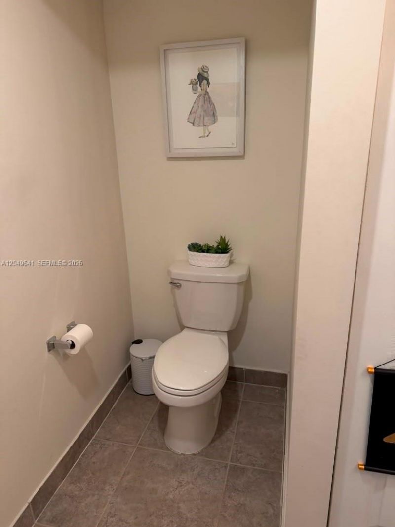 3409 W 104th Ter , Hialeah, FL 33018 Photo