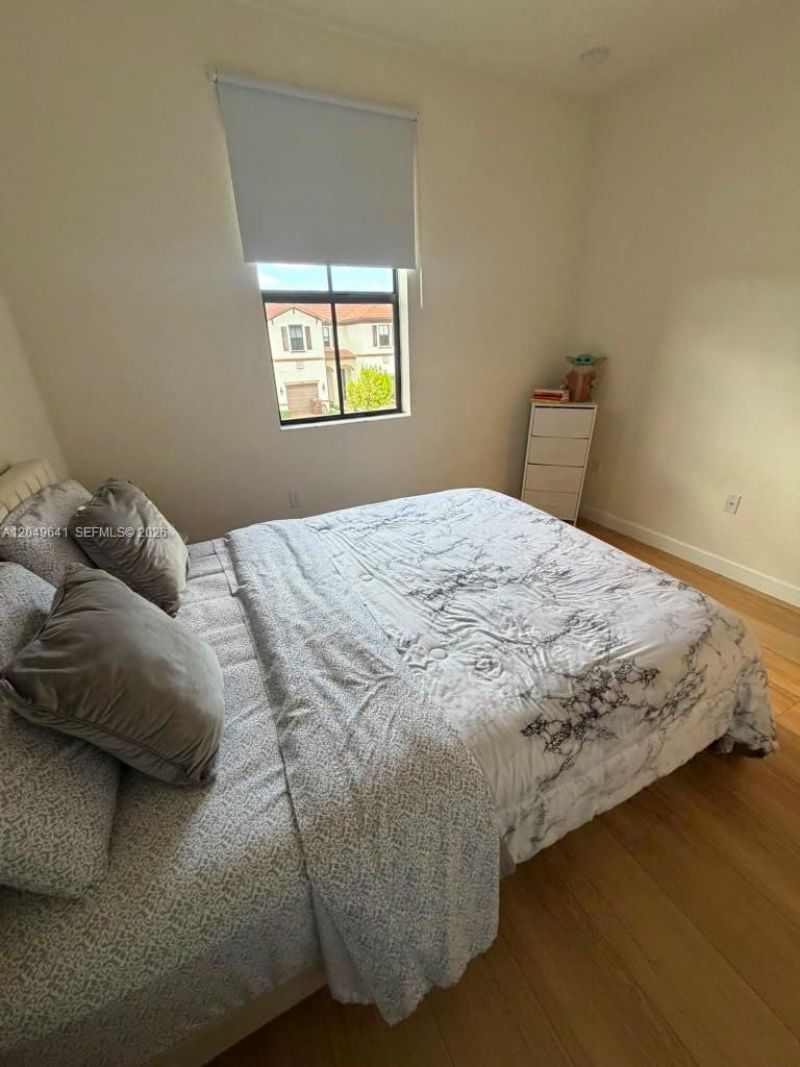 3409 W 104th Ter , Hialeah, FL 33018 Photo