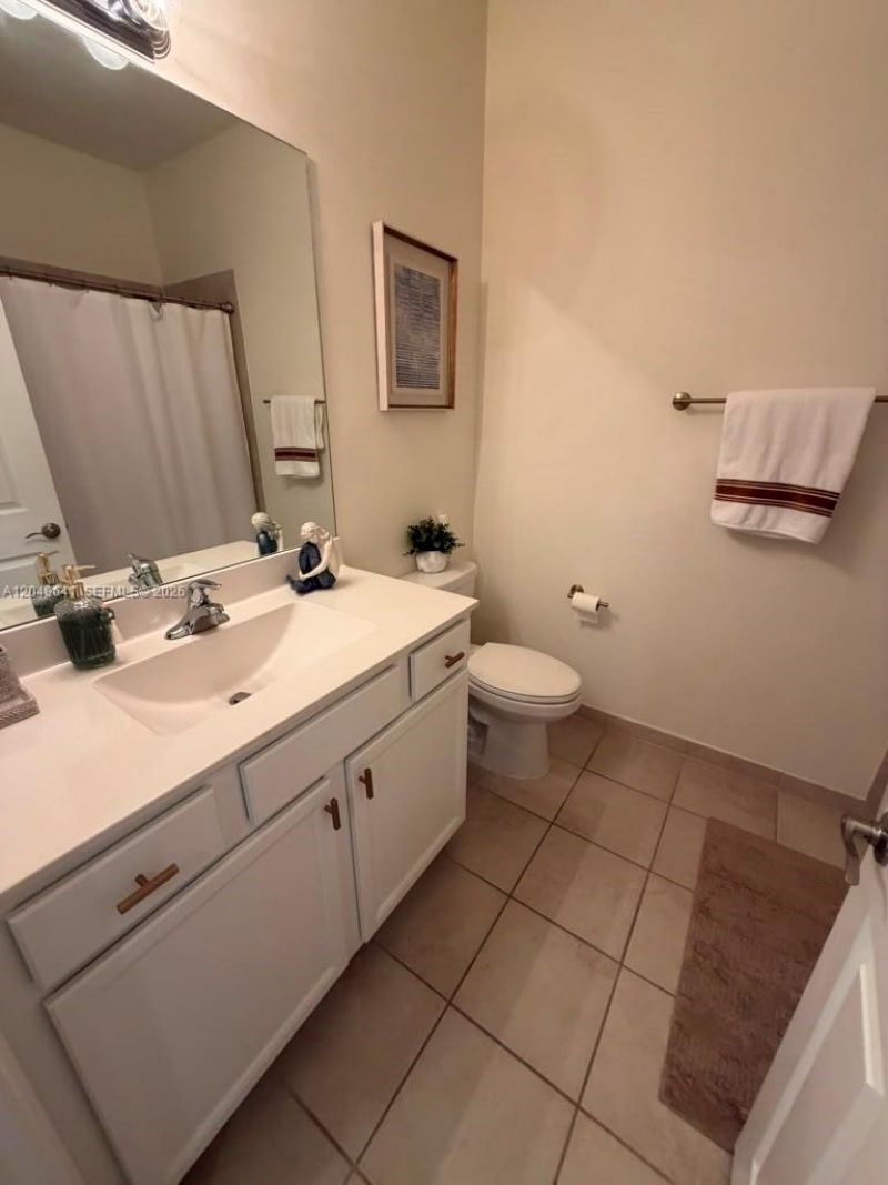 3409 W 104th Ter , Hialeah, FL 33018 Photo