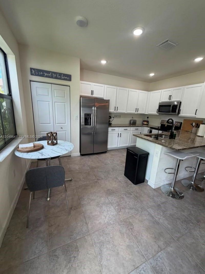 3409 W 104th Ter , Hialeah, FL 33018 Photo