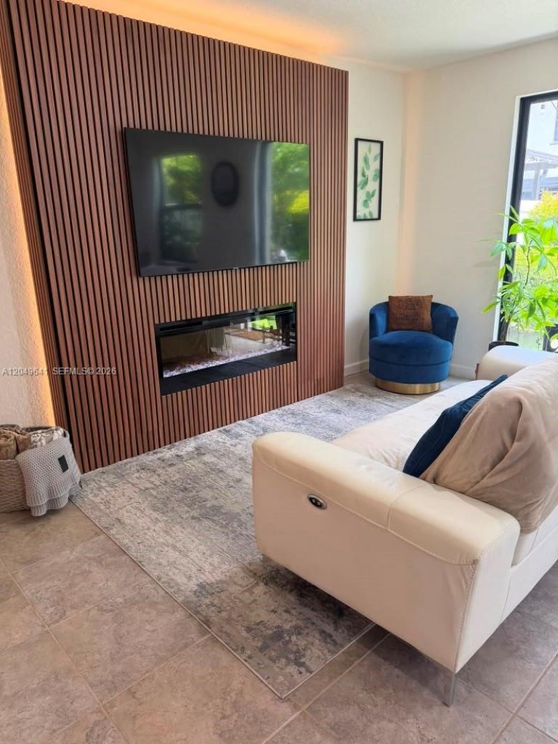 3409 W 104th Ter , Hialeah, FL 33018 Photo