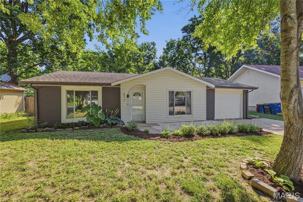 517 E 11th Street, Washington, MO 63090 Main Photo