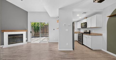 1675 Vernon St #42, Unit 42, Roseville, CA 95678 Photo