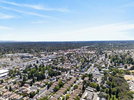 1675 Vernon St #42, Unit 42, Roseville, CA 95678 Photo