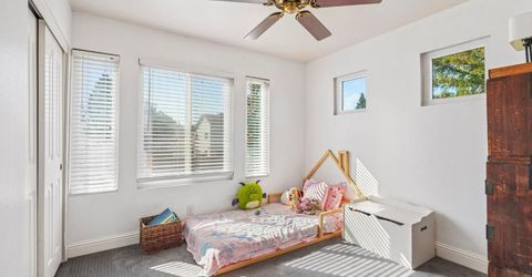 6190 Fieldale Dr, Elk Grove, CA 95758 Photo
