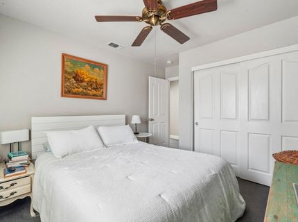 6190 Fieldale Dr, Elk Grove, CA 95758 Photo