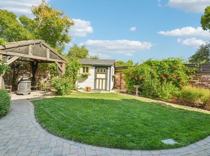 6190 Fieldale Dr, Elk Grove, CA 95758 Photo