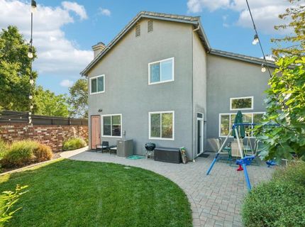 6190 Fieldale Dr, Elk Grove, CA 95758 Photo