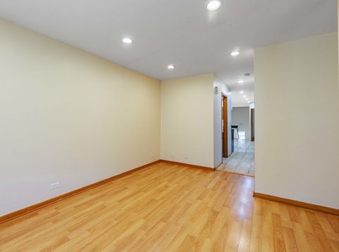 Main Photo