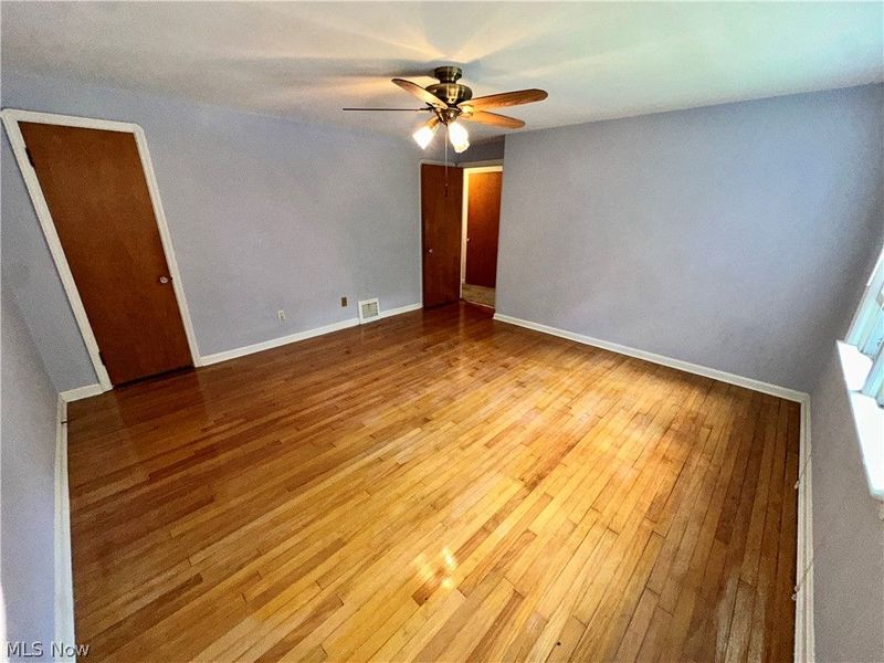 19631 Delaware Drive, Euclid, OH 44117 Photo 21