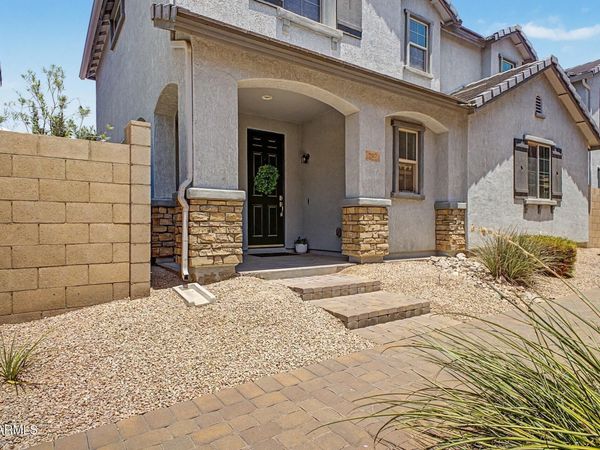 207 N SANDAL, Mesa, AZ 85205