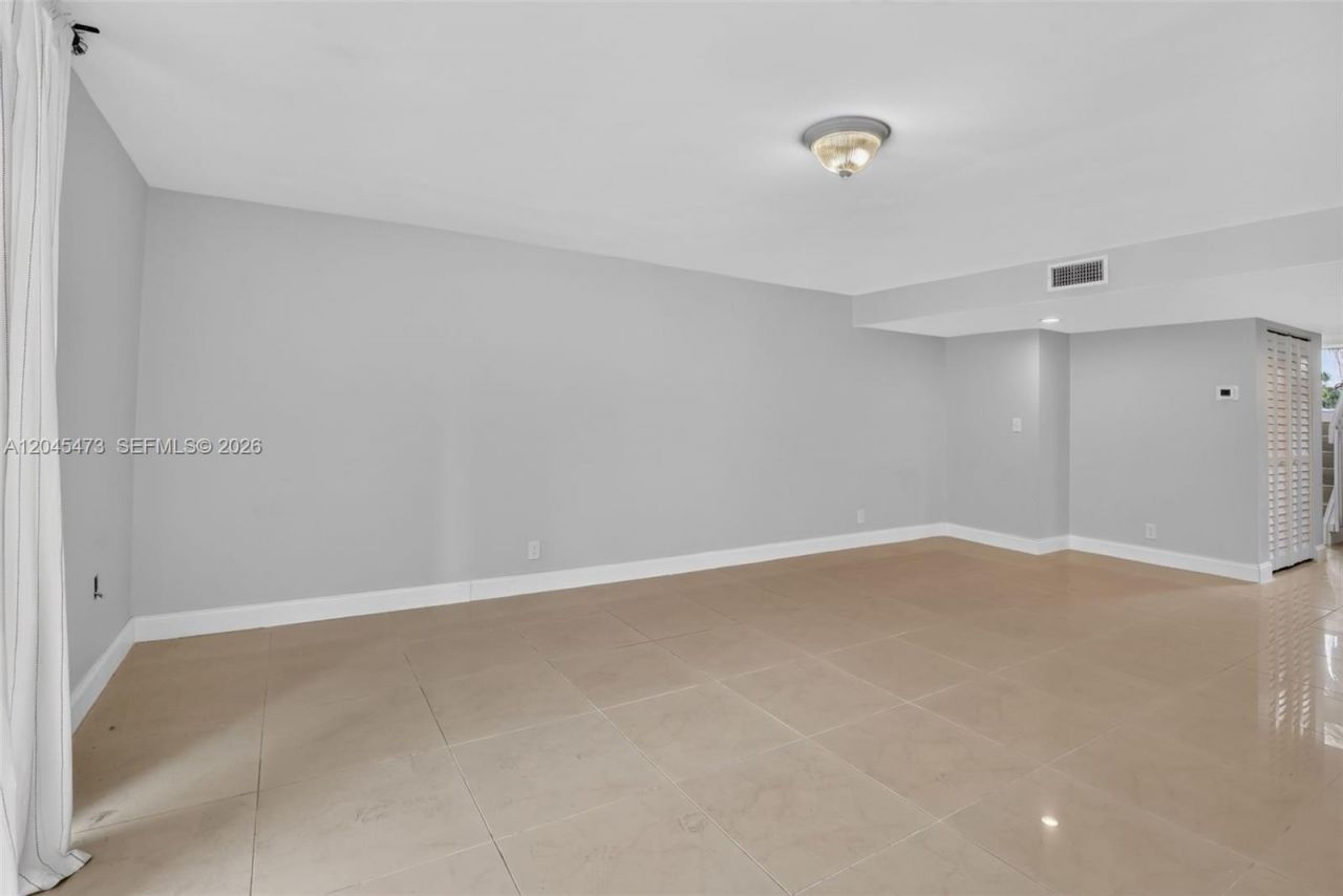 120 SW 96th Ter , Unit 204, Plantation, FL 33324 Photo