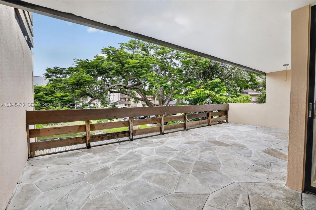 120 SW 96th Ter , Unit 204, Plantation, FL 33324 Photo