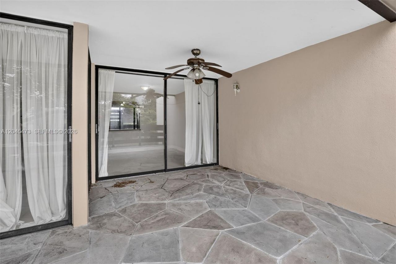 120 SW 96th Ter , Unit 204, Plantation, FL 33324 Photo