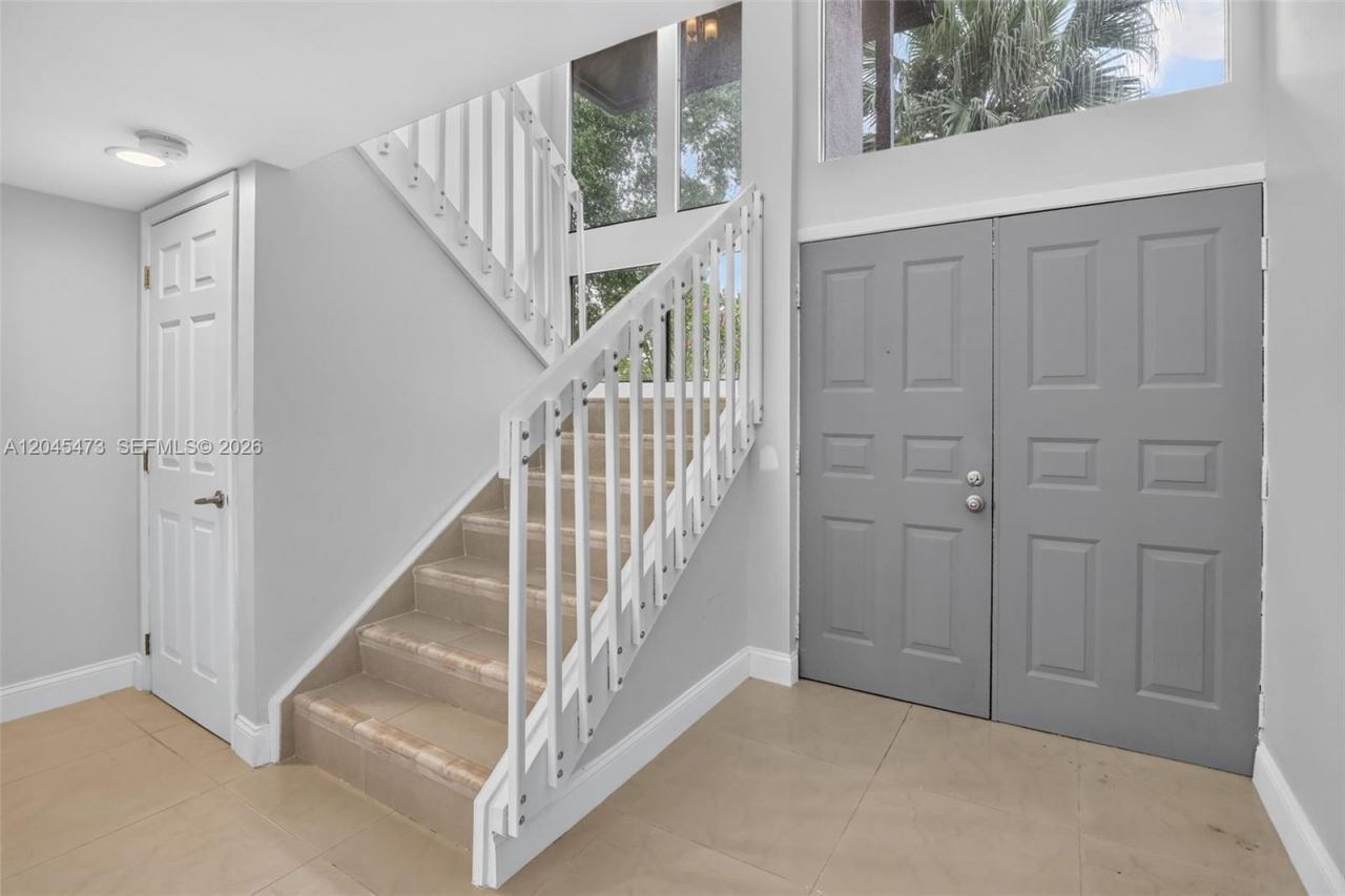 120 SW 96th Ter , Unit 204, Plantation, FL 33324 Photo