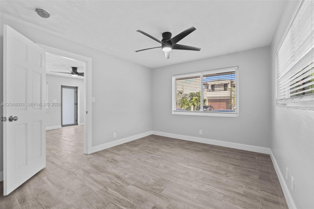 1634 NE 4th Pl, Fort Lauderdale, FL 33301 Photo