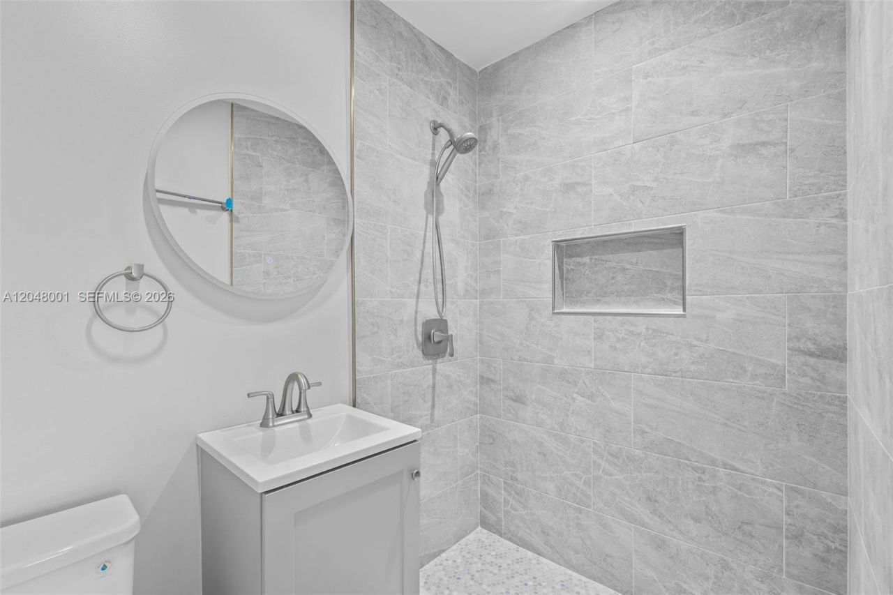 1634 NE 4th Pl, Fort Lauderdale, FL 33301 Photo