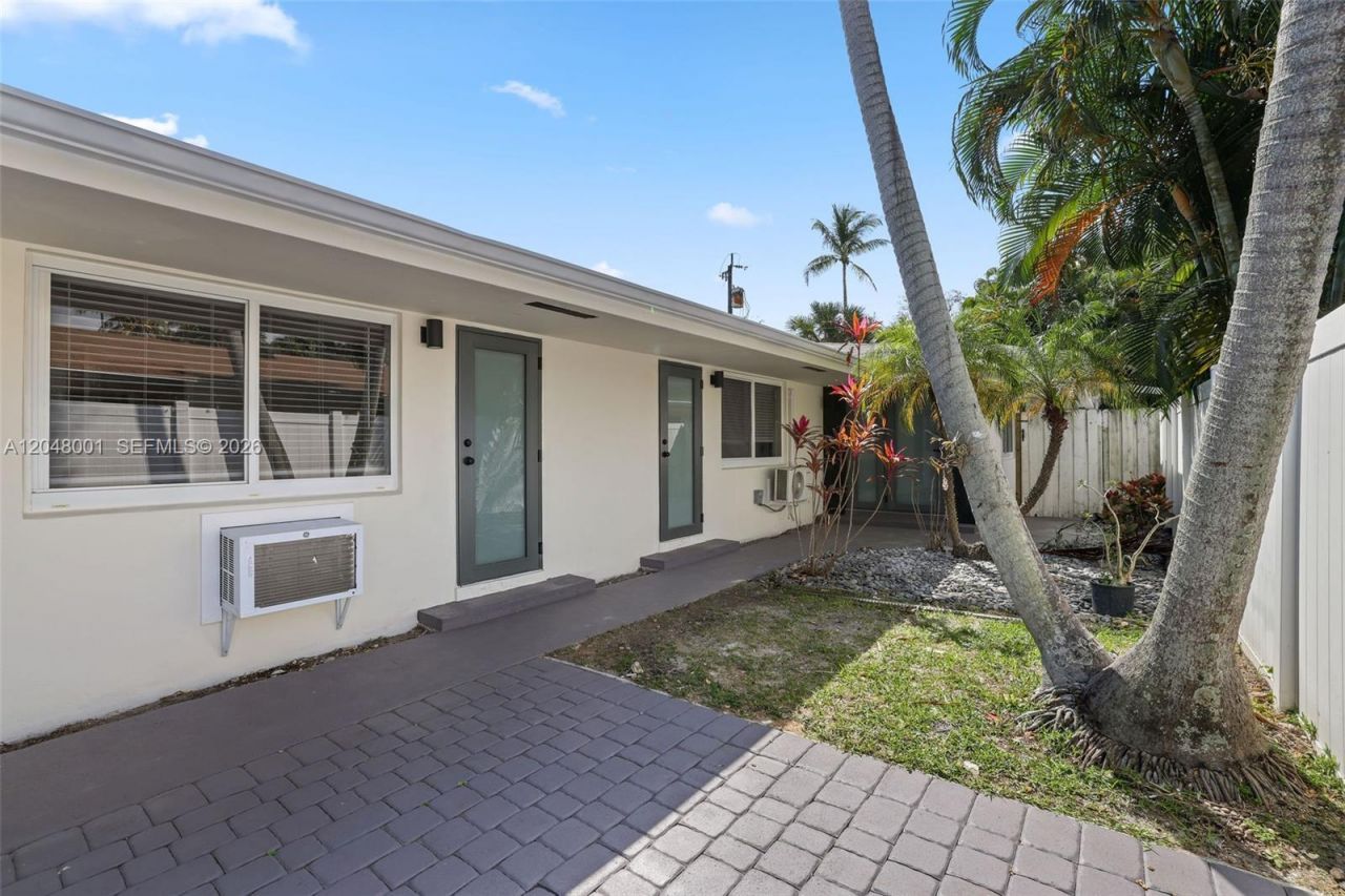 1634 NE 4th Pl, Fort Lauderdale, FL 33301 Photo