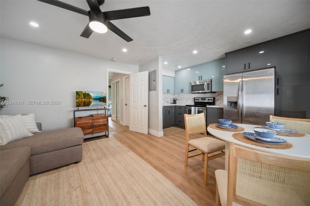1634 NE 4th Pl, Fort Lauderdale, FL 33301 Photo
