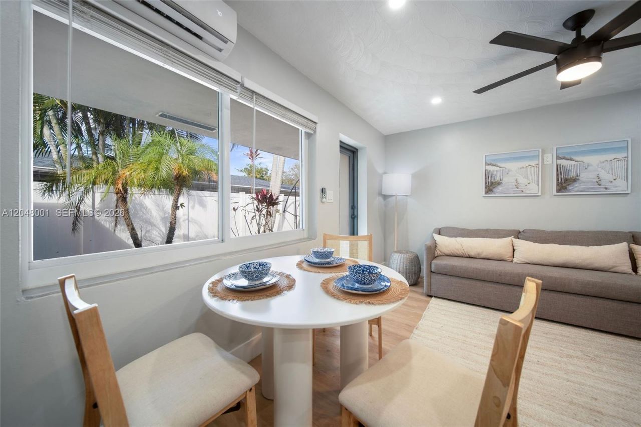 1634 NE 4th Pl, Fort Lauderdale, FL 33301 Photo