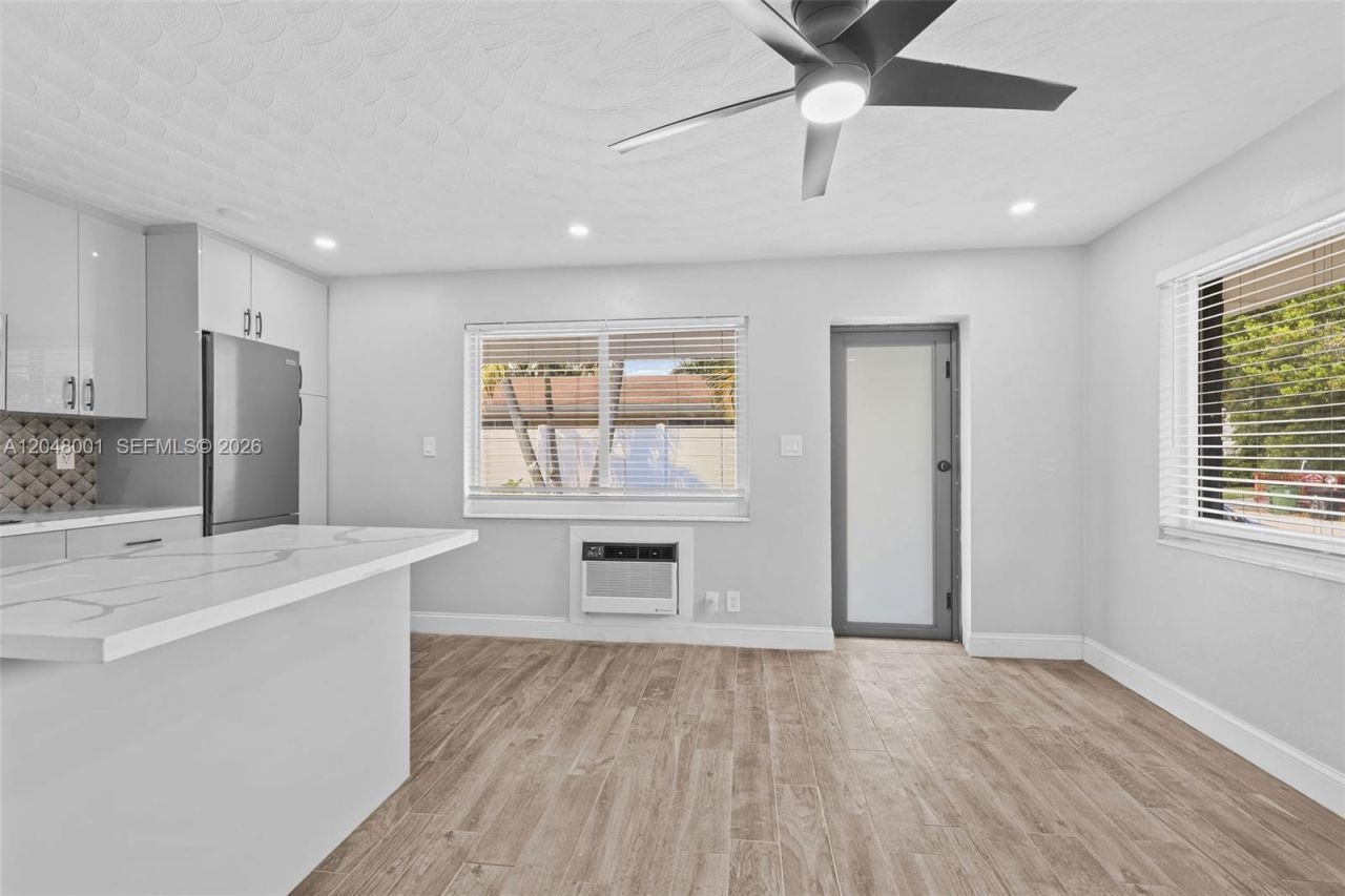 1634 NE 4th Pl, Fort Lauderdale, FL 33301 Photo