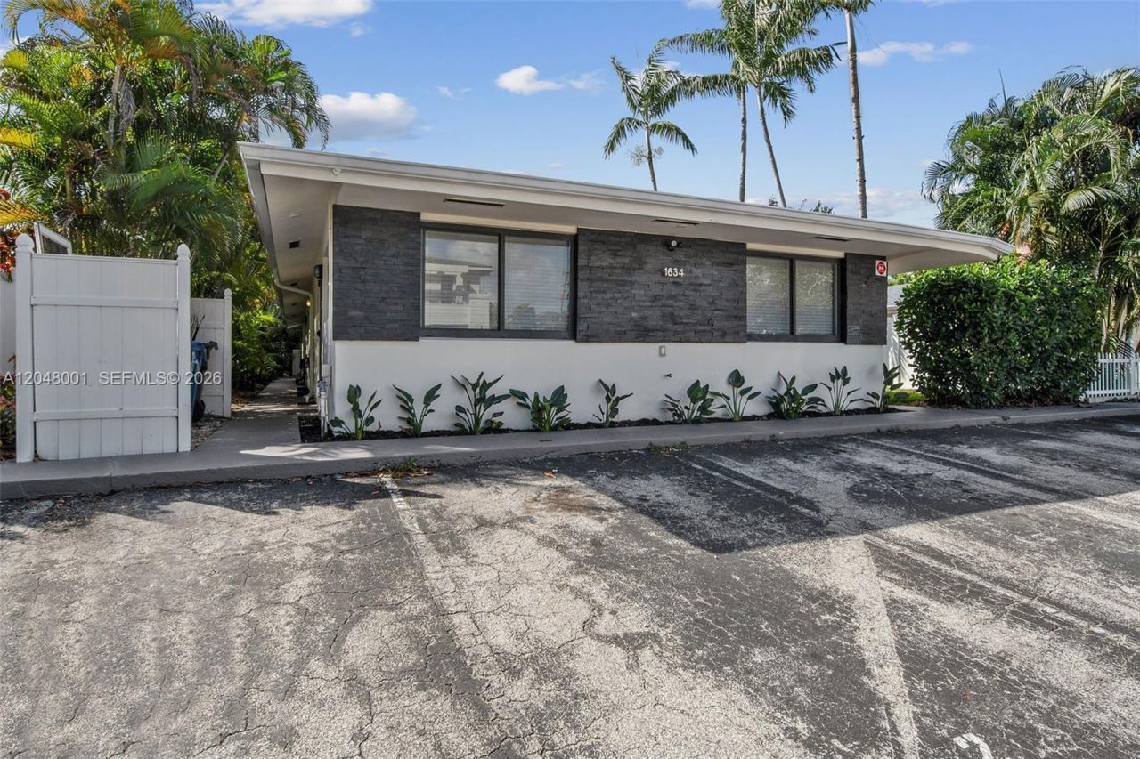 1634 NE 4th Pl, Fort Lauderdale, FL 33301 Photo