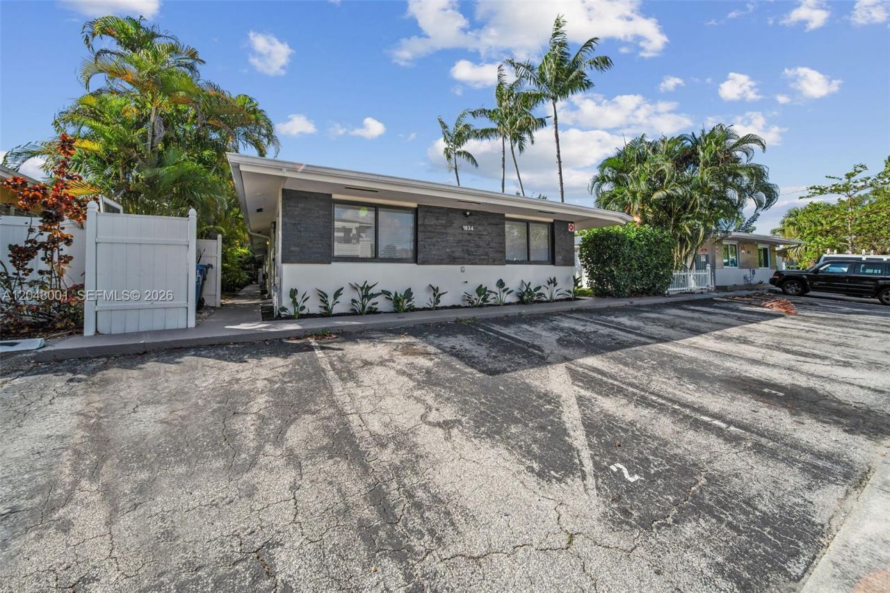 1634 NE 4th Pl, Fort Lauderdale, FL 33301 Photo