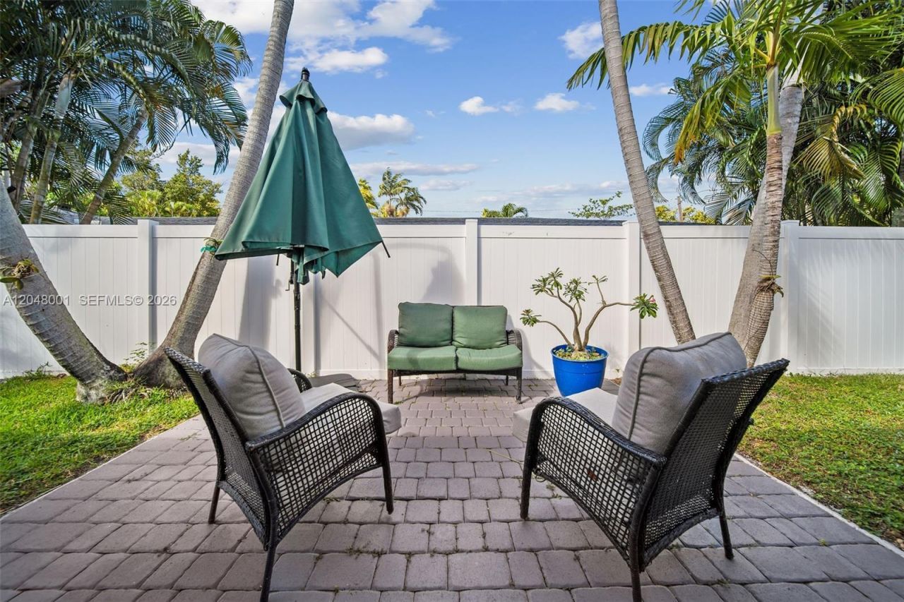 1634 NE 4th Pl, Fort Lauderdale, FL 33301 Photo