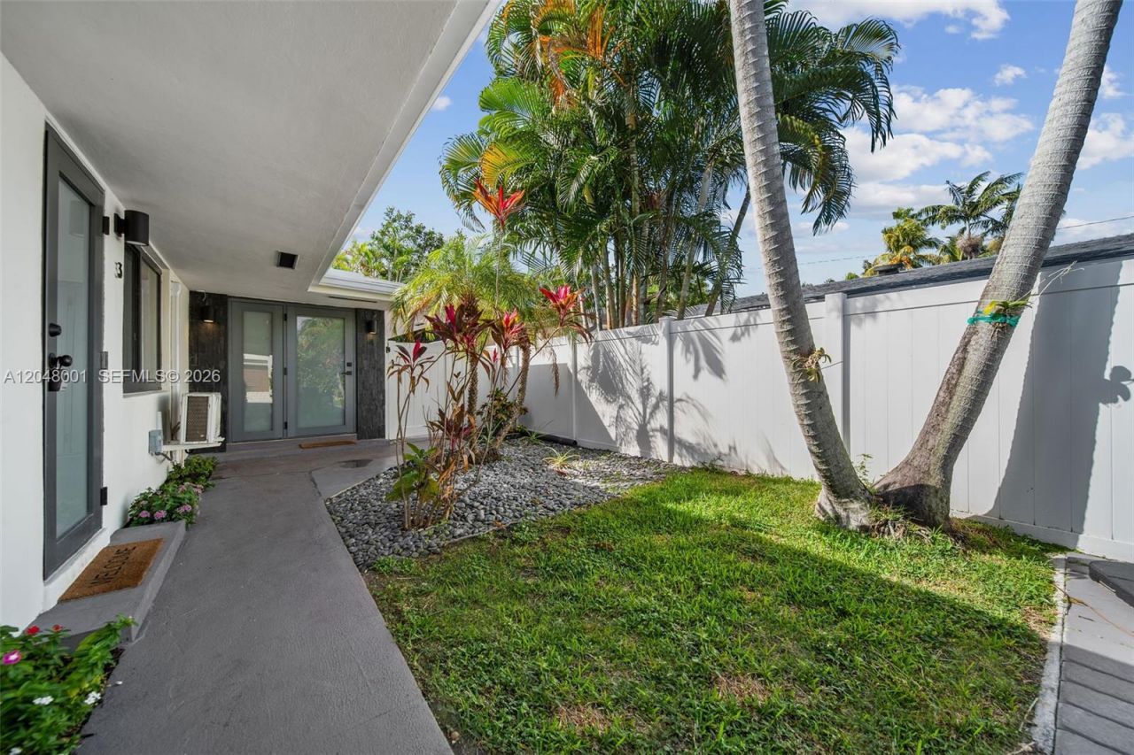 1634 NE 4th Pl, Fort Lauderdale, FL 33301 Photo