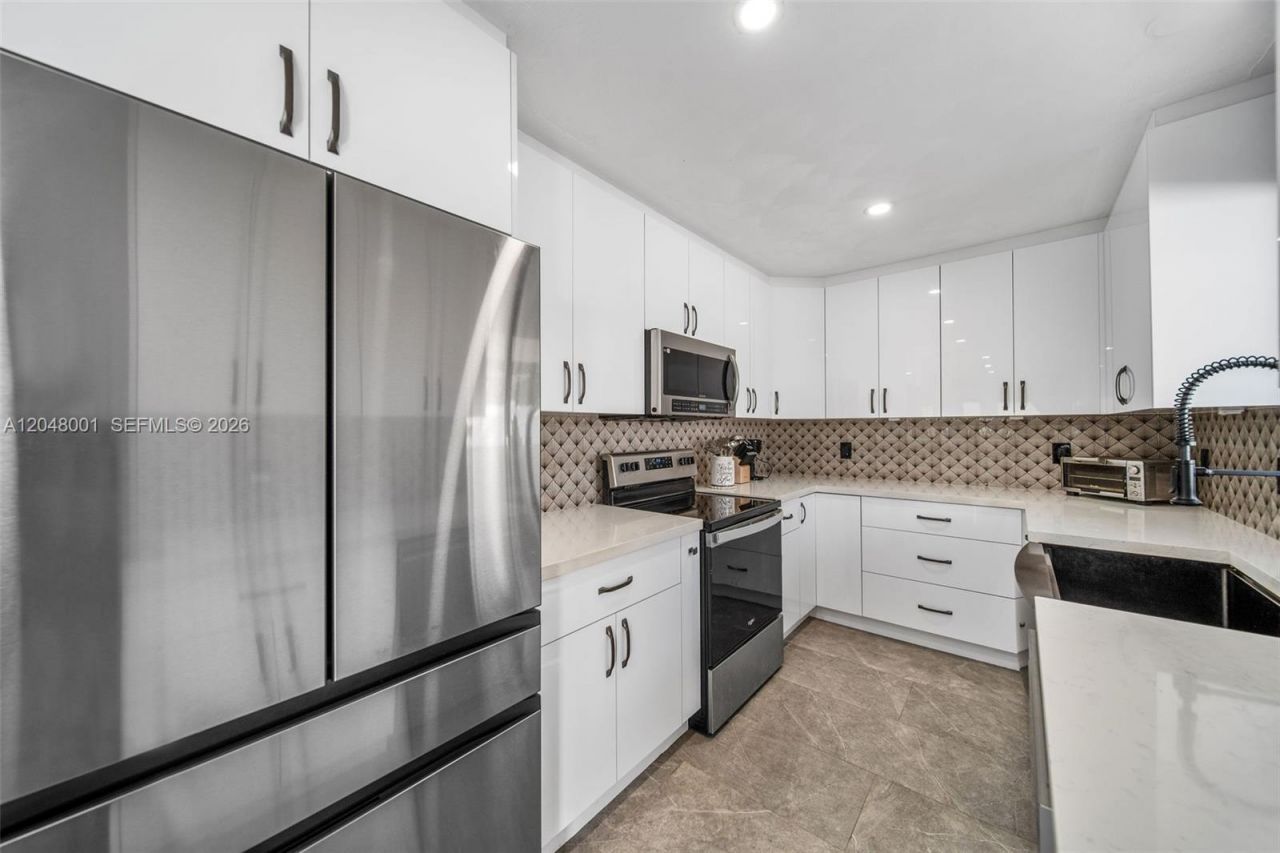 1634 NE 4th Pl, Fort Lauderdale, FL 33301 Photo