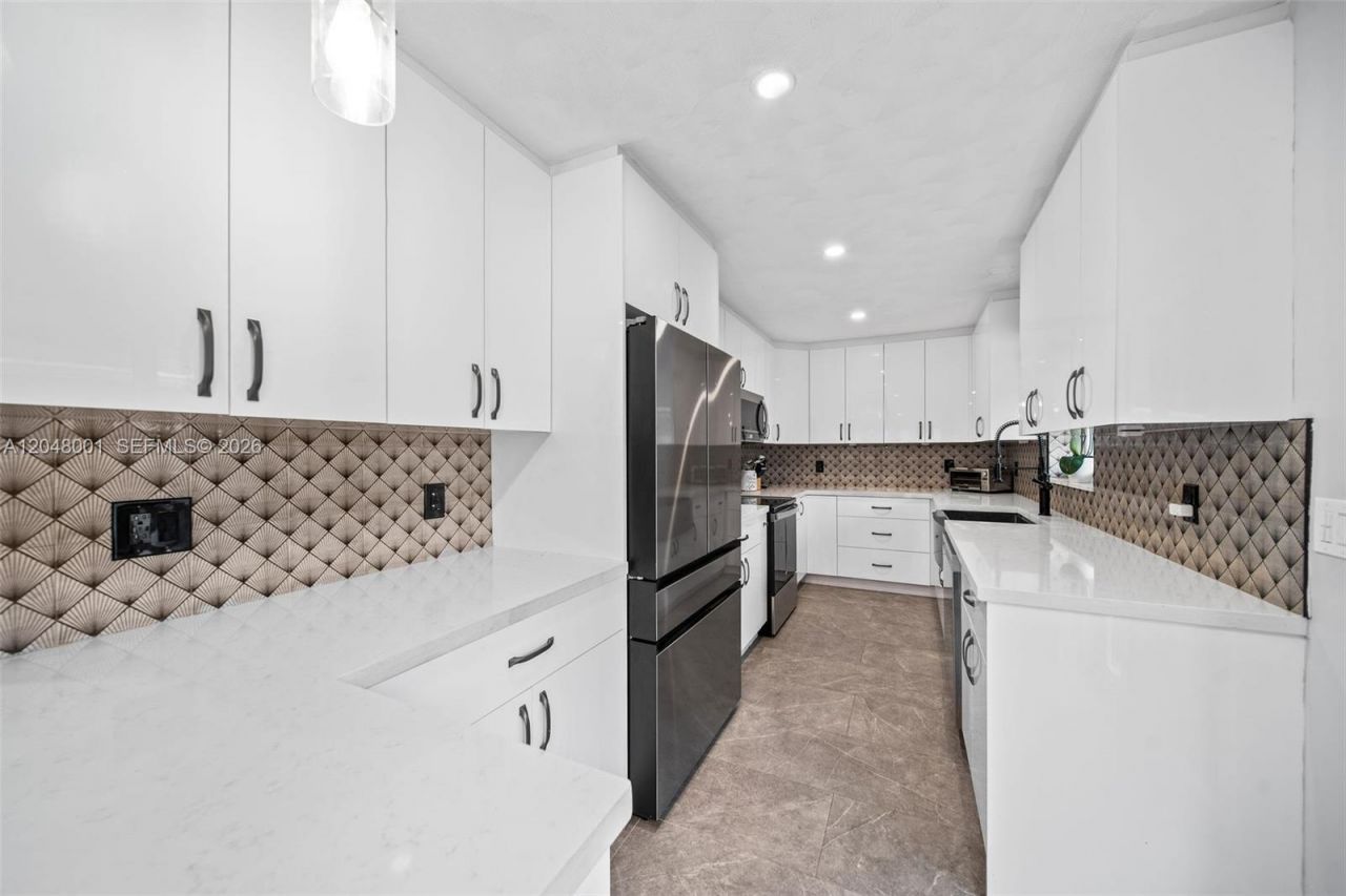 1634 NE 4th Pl, Fort Lauderdale, FL 33301 Photo