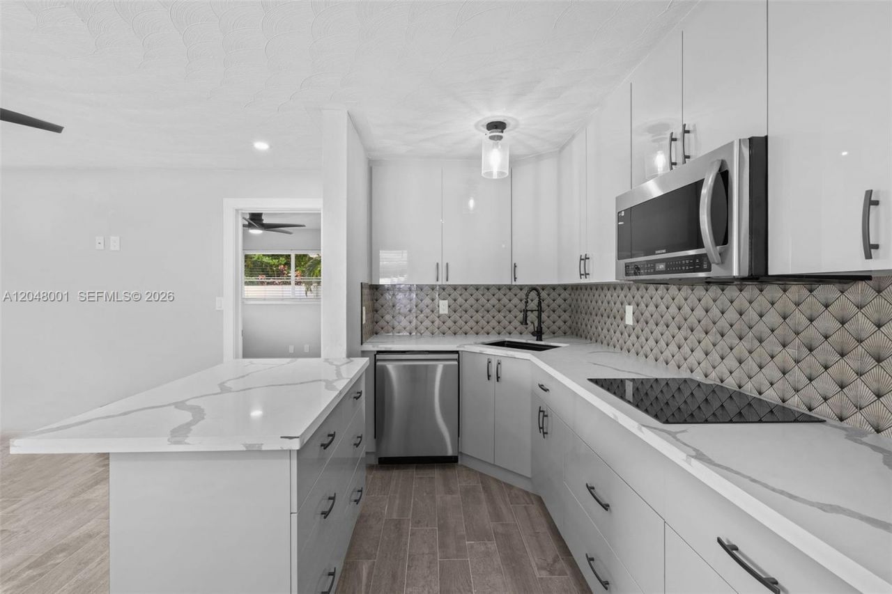 1634 NE 4th Pl, Fort Lauderdale, FL 33301 Photo
