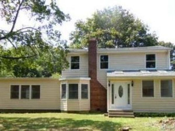 498 Miller Place Road, Miller Place, NY 11764