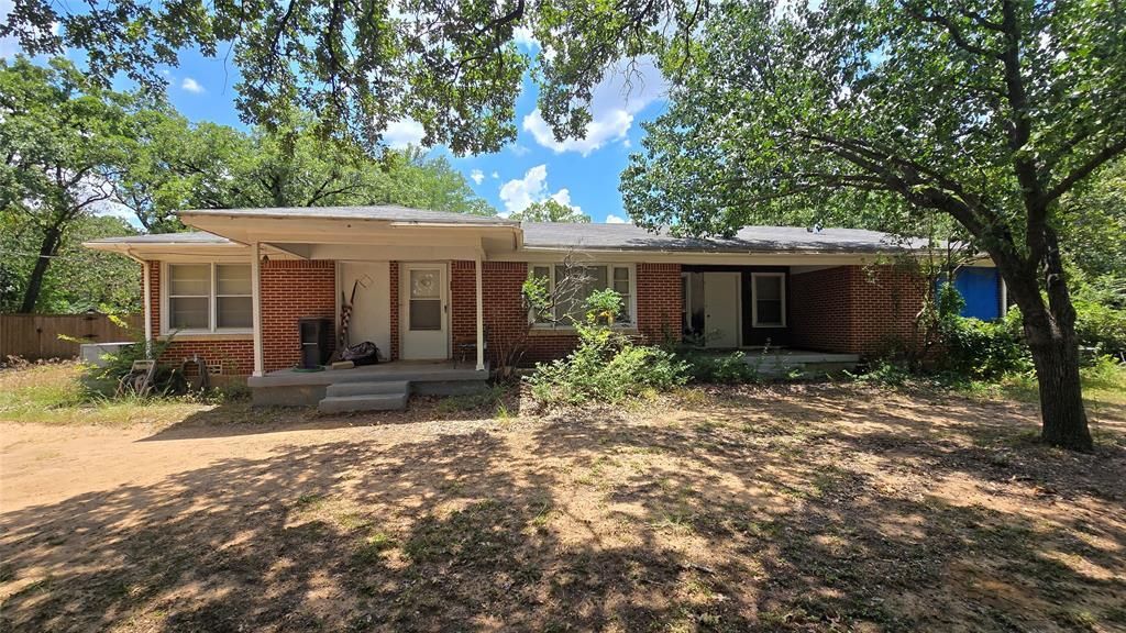 2503 W Pipeline Road, Euless, TX 76040 Main Photo