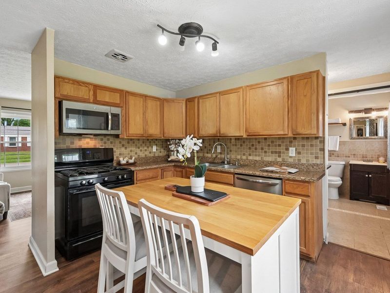621 King George Avenue, Columbus, OH 43230 Photo 16