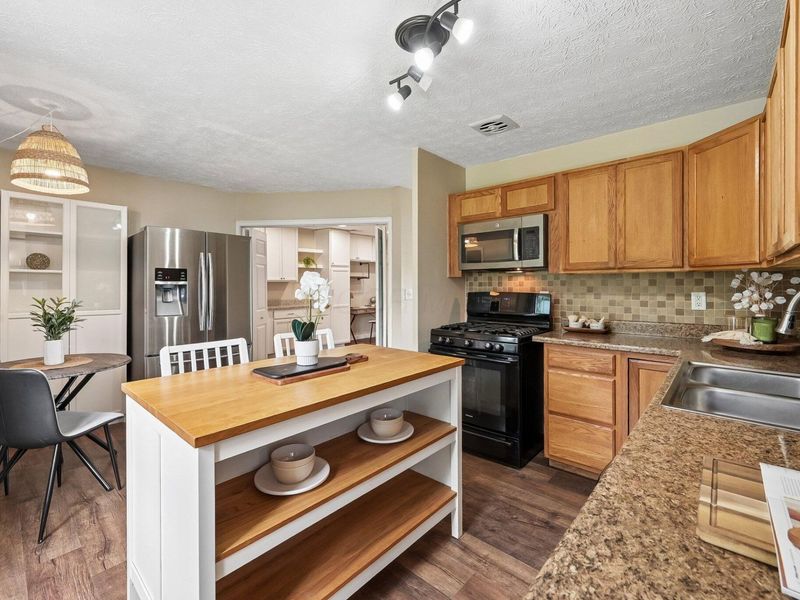 621 King George Avenue, Columbus, OH 43230 Photo 18