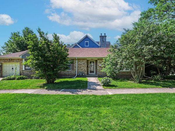 4201 Linden Avenue , Western Springs, IL 60558