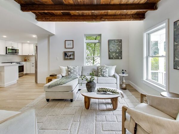 52 Middlesex Street, Unit 52, Winchester, MA 01890