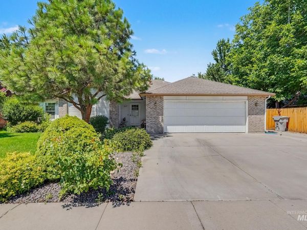 927 N Dawn Drive, Boise, ID 83713