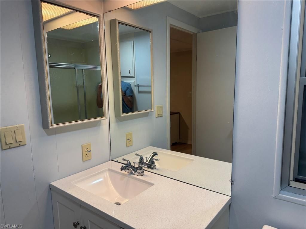 84 Poinsettia Dr , Fort Myers, FL 33905 Photo