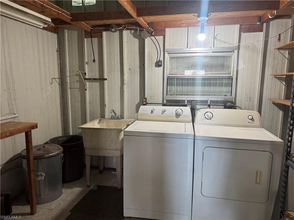 84 Poinsettia Dr , Fort Myers, FL 33905 Photo