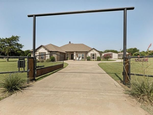 10485 Indian Trail, Sanger, TX 76266