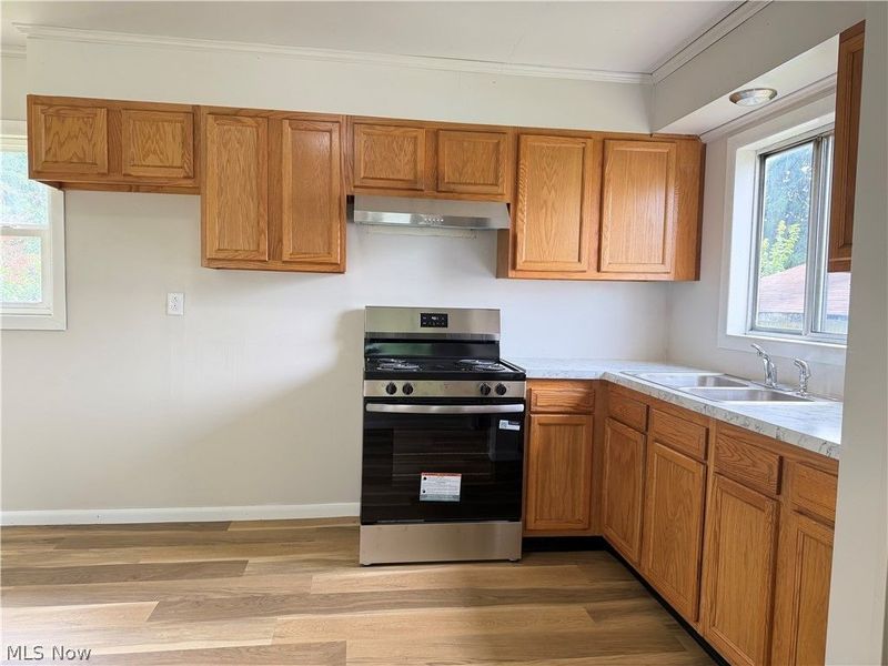 591 Chestnut Street, Newcomerstown, OH 43832 Photo 11