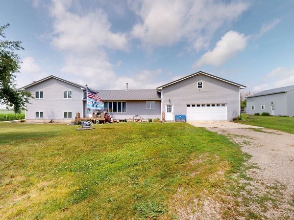 10910 Ulmus Avenue, Rockford, IA 50468