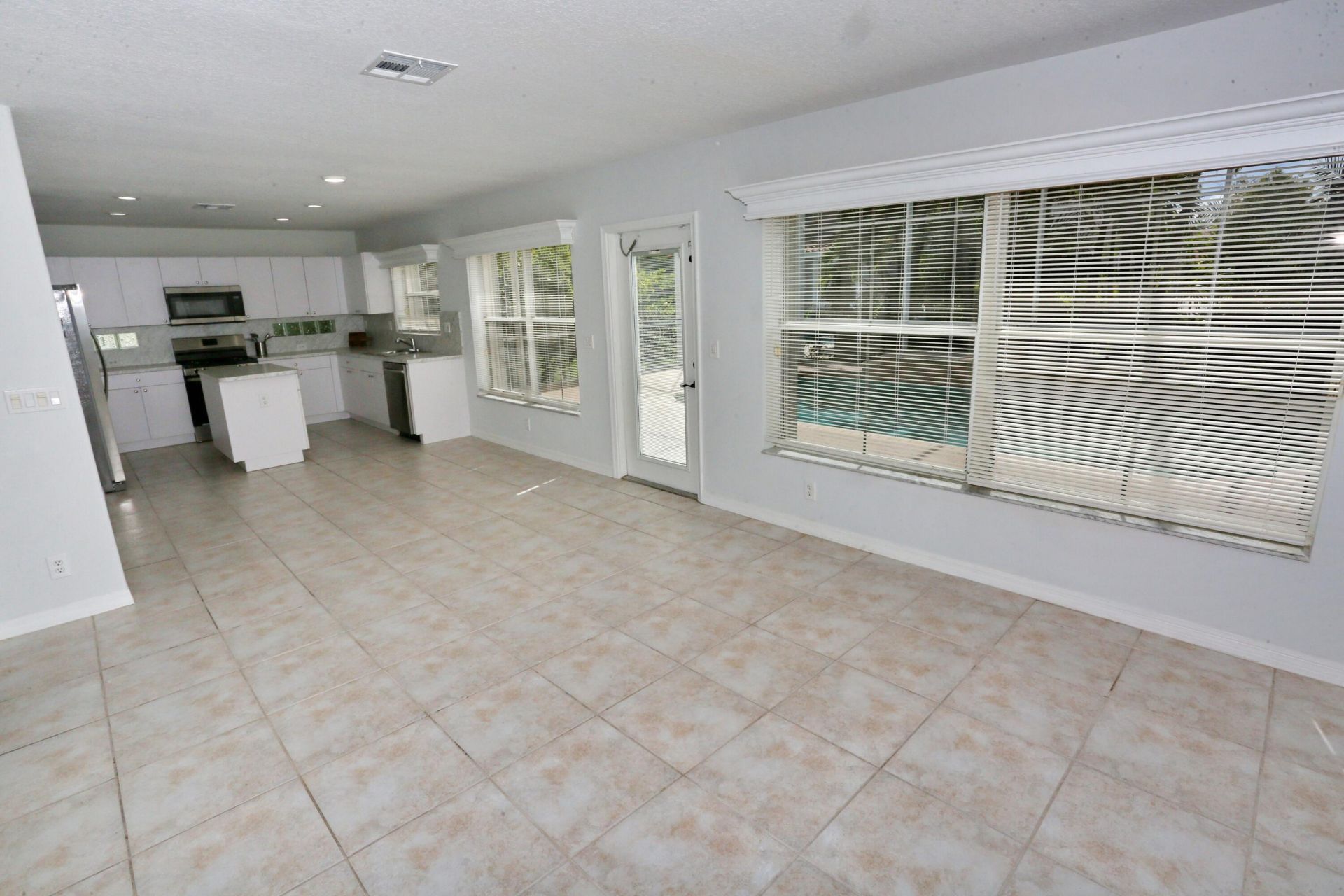 5157 NW 122nd Avenue, Coral Springs, FL 33076 Photo