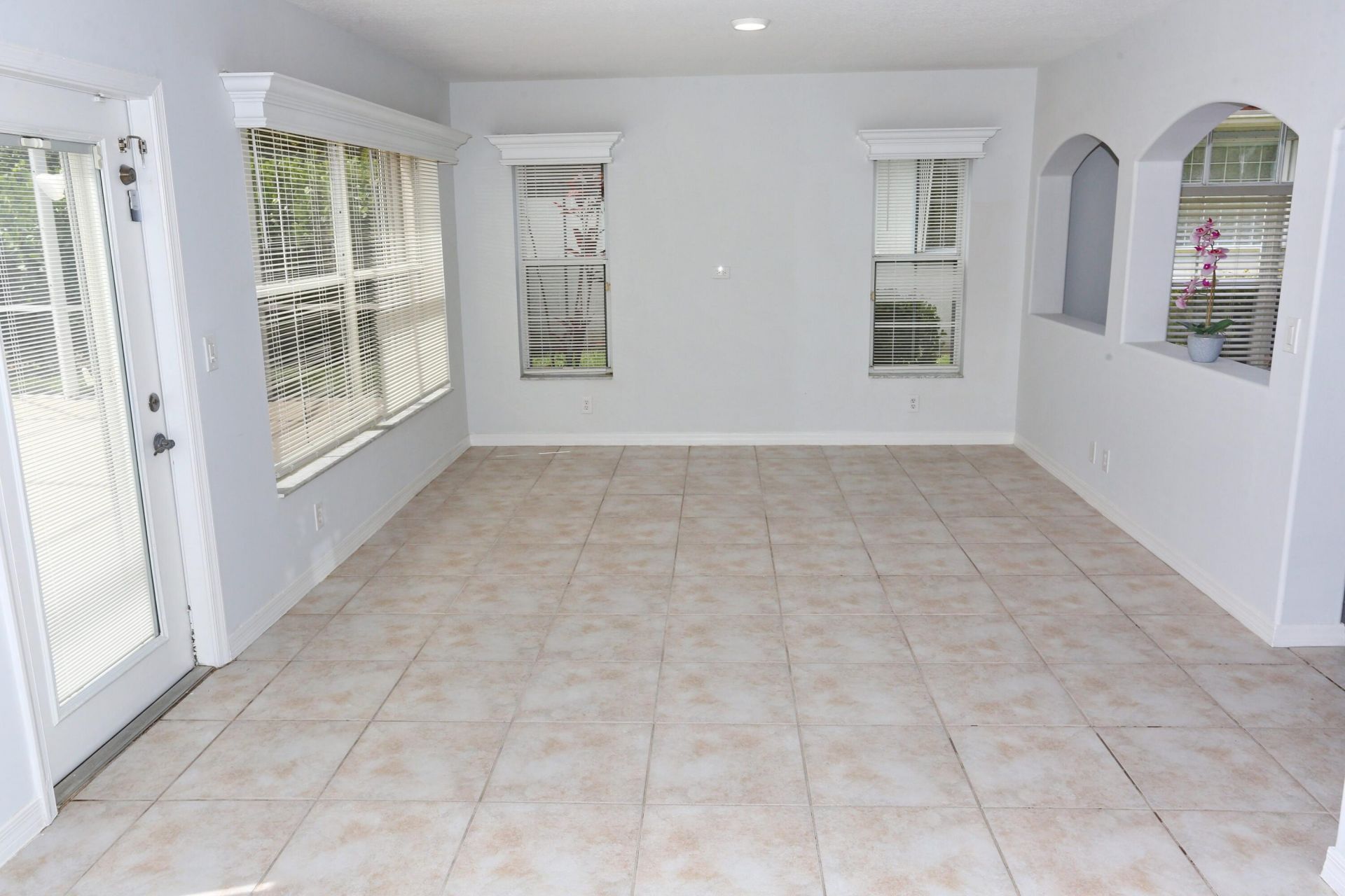 5157 NW 122nd Avenue, Coral Springs, FL 33076 Photo