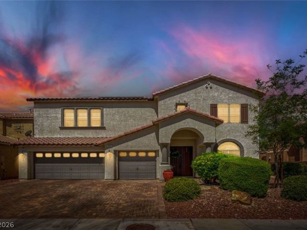 7017 Puetollano Drive, North Las Vegas, NV 89084