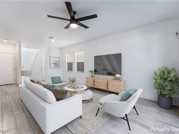 8866 Mountain Lion Avenue, Las Vegas, NV 89166