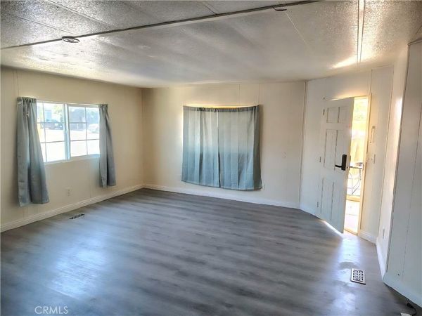 3300 15th Street W, Unit 39, Rosamond, CA 93560