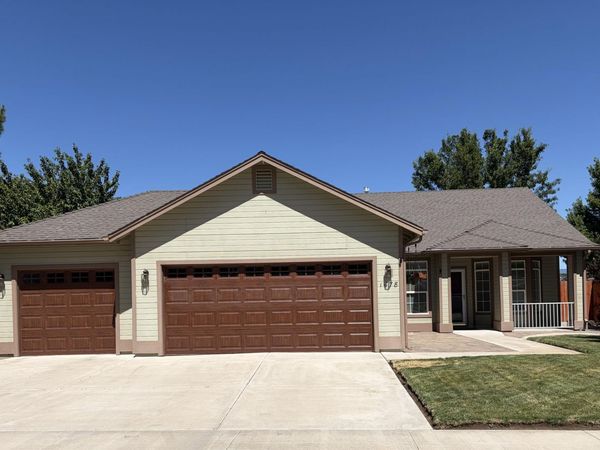 1478 N Marion Russell Drive, Gardnerville, NV 89410